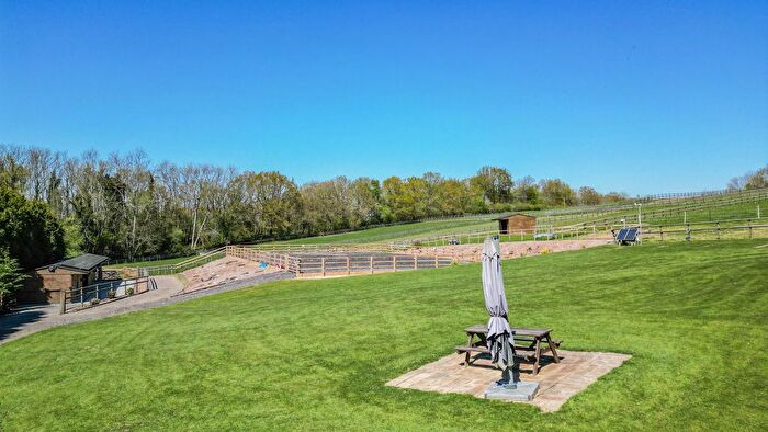 Equestrian For Sale In Hawkhurst Road, Cranbrook, TN17