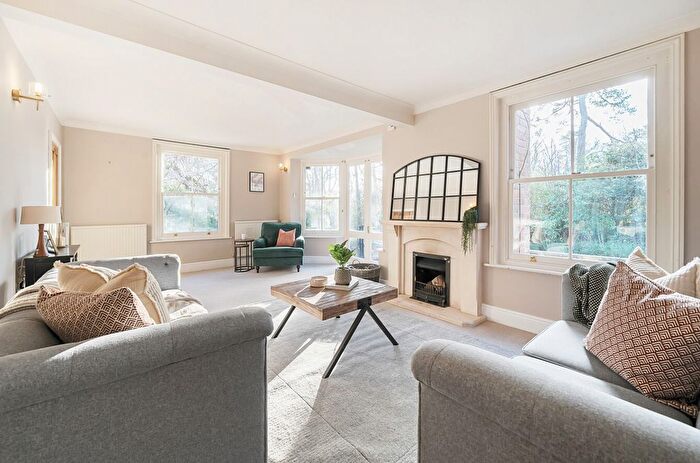 5 Bedroom Detached House For Sale In Lake Road, Curdridge, Southampton, Hampshire, SO32