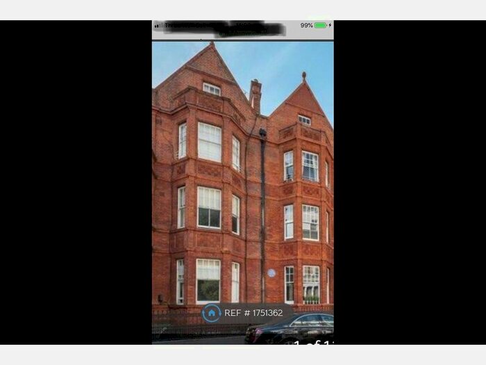 3 Bedroom Flat To Rent In South Kensington, London, SW5
