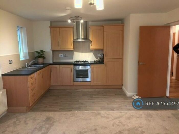 2 Bedroom Flat To Rent In Newhaven Court, Nantwich, CW5
