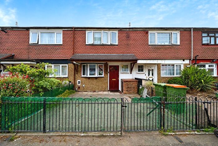 3 Bedroom Terraced House For Sale In Grange Road, London, E13