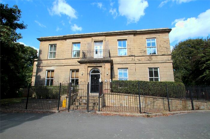 2 Bedroom Flat To Rent In Purston Park Hall, Featherstone, Pontefract, WF7