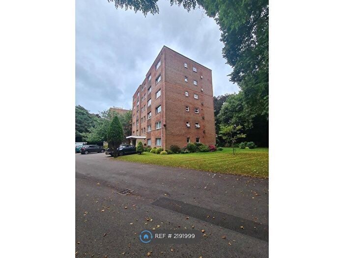 2 Bedroom Flat To Rent In Lingfield Grange, Poole, BH13