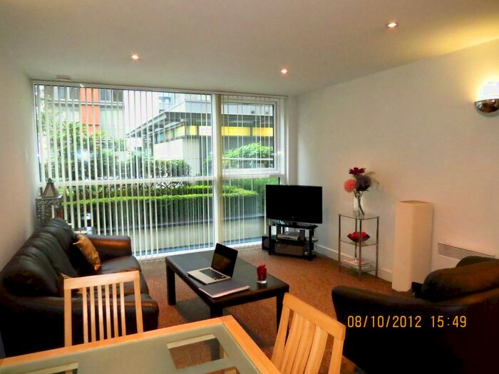 1 Bedroom Flat To Rent In Western Gateway, London, E16