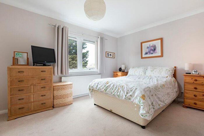 2 Bedroom Apartment For Sale In The Pines, Millholm Road, Cathcart, G44