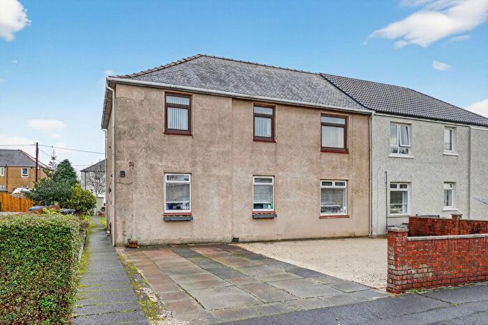 3 Bedroom Flat For Sale In Burns Crescent, Girdle Toll, Irvine, KA11