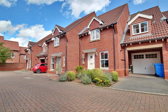 3 Bedroom Town House For Sale In Juniper Chase, Beverley, HU17