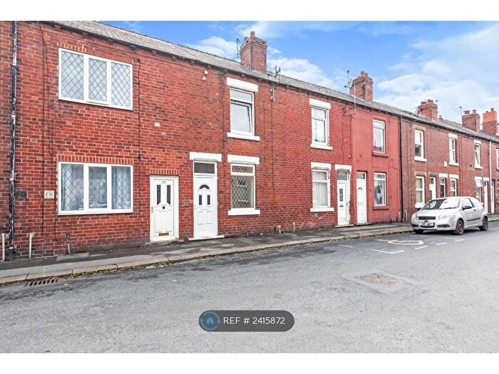 2 Bedroom Terraced House To Rent In Newland Street, Wakefield, WF1