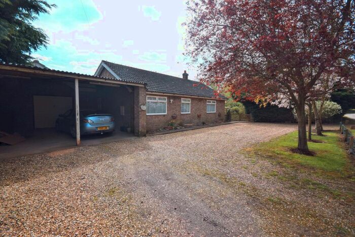 3 Bedroom Detached Bungalow For Sale In Main Street, Gayton Le Marsh, LN13