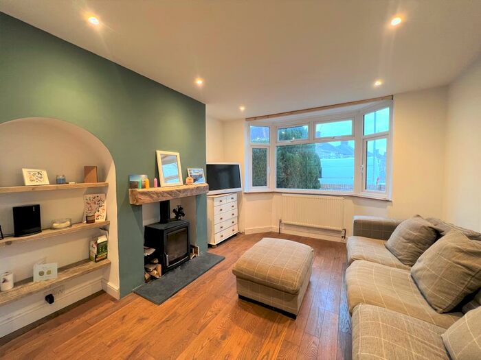 3 Bedroom House To Rent In Hillsborough Road, Oxford, OX4