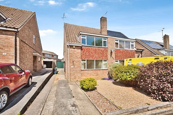 3 Bedroom Semi-detached House For Sale In Bucklers Mead Road, Yeovil, BA21