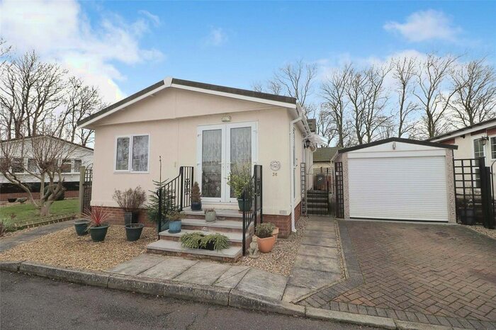 2 Bedroom Property For Sale In Rose Crescent, Pavenham Park, Pavenham, Bedford, MK43