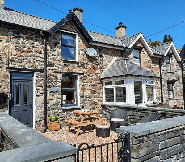 1 Bedroom Terraced House For Sale In Tanygrisiau, Blaenau Ffestiniog, Gwynedd, LL41