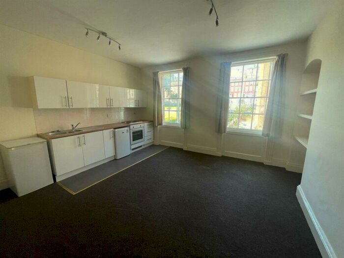 1 Bedroom Flat To Rent In Jamaica Street, Bristol, BS2