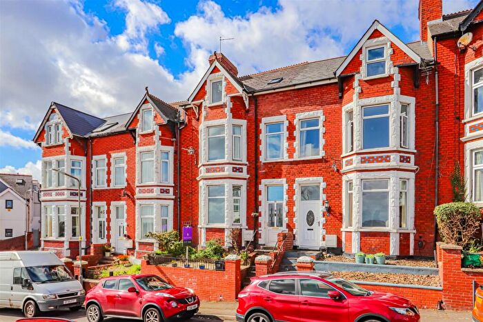 5 Bedroom Terraced House For Sale In Harbour Road, Barry, CF62