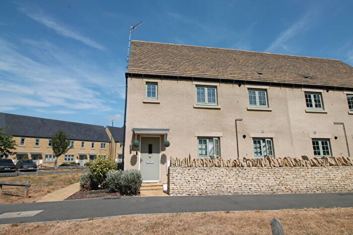 1 Bedroom Flat For Sale In Windsor Road, Moreton-in-marsh, GL56