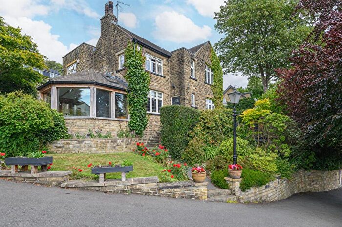 5 Bedroom Detached House For Sale In High Trees, Copley Lane, Halifax, HX3