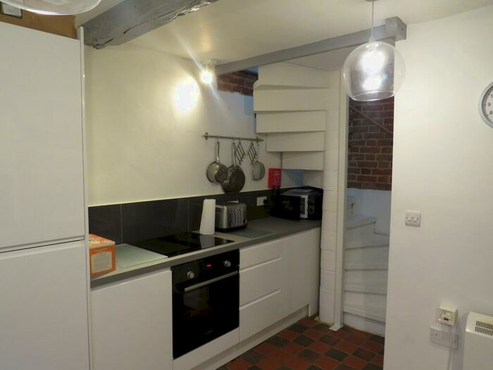 1 Bedroom Terraced House To Rent In The Chewar, Buckingham, MK18