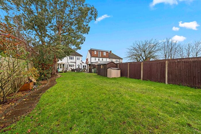 4 Bedroom Semi-Detached House For Sale In South Lane, New Malden, KT3