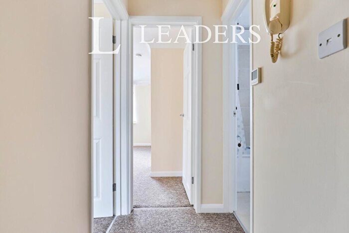 1 Bedroom Flat To Rent In Central Christchurch, BH23