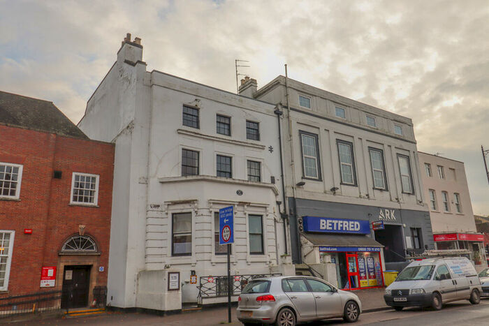1 Bedroom Flat To Rent In Flat Milton House High Street, Newmarket, CB8
