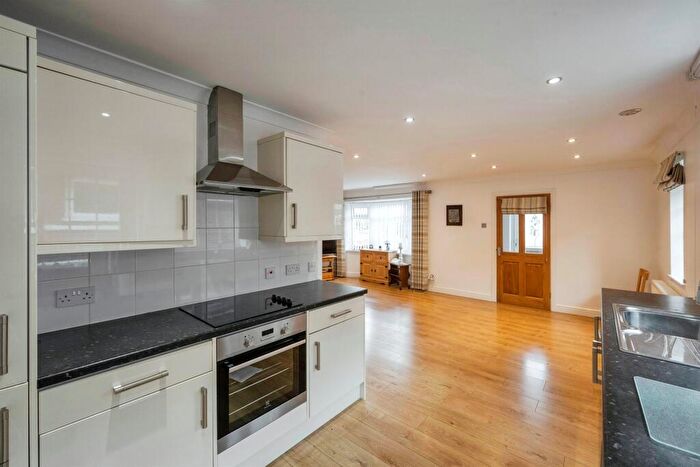 2 Bedroom Detached Bungalow For Sale In Kepple Close, New Rossington, Doncaster, DN11