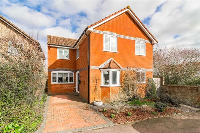 4 Bedroom Detached House For Sale In Flaggs Meadow, Olney, MK46