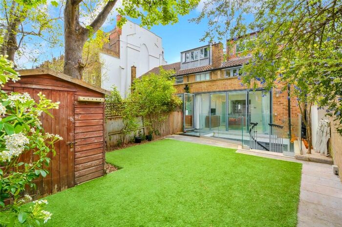 4 Bedroom Terraced House To Rent In Huntingdon Street, Islington, N1