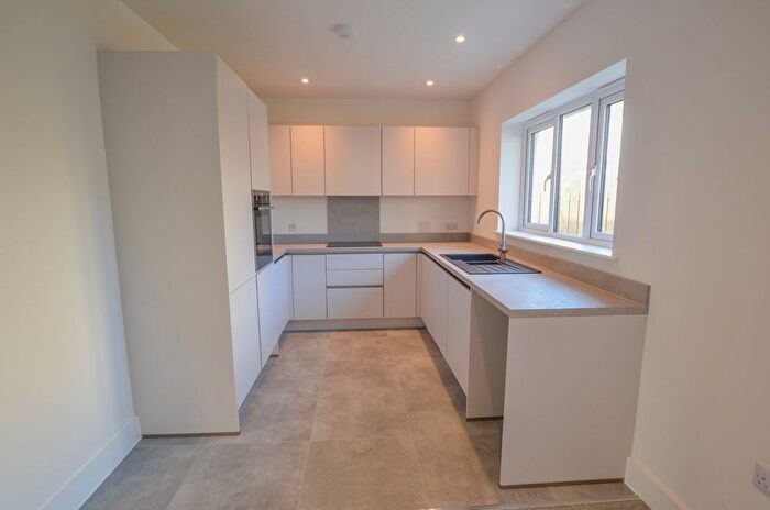 2 Bedroom Bungalow To Rent In Alice Meadow, Grampound Road, Truro, TR2