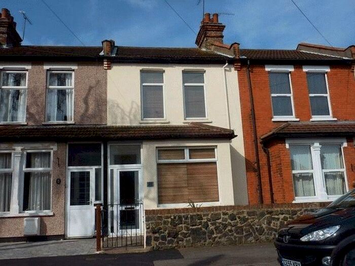 2 Bedroom Terraced House To Rent In The Grove, Southend-On-Sea, SS2