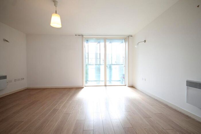 1 Bedroom Apartment To Rent In Hudson Apartments, Chadwell Lane, Alexandra Park, N8