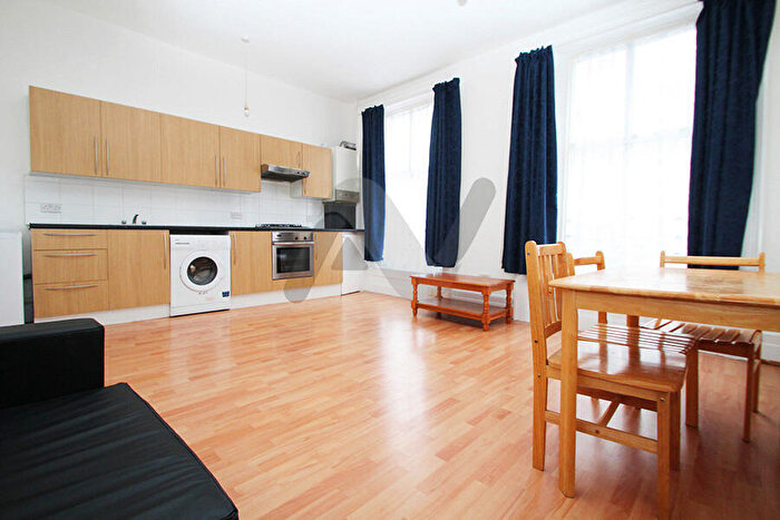 1 Bedroom Flat To Rent In Brecknock Road, Holloway, London, N7