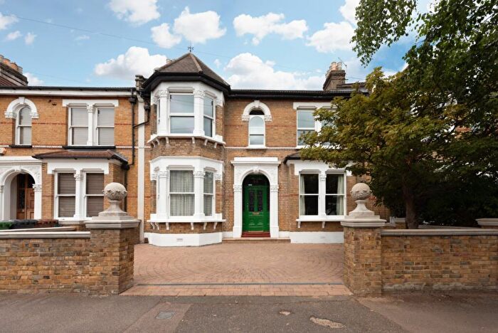 5 Bedroom Terraced House For Sale In Forest Drive East, Leytonstone, London, E11