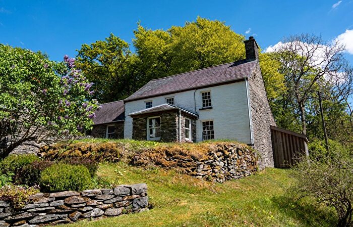 3 Bedroom Detached House For Sale In Llanddewi Brefi, Tregaron, SY25