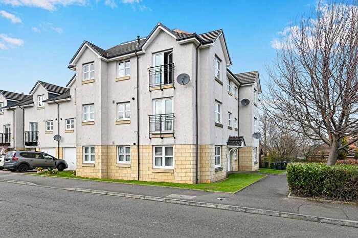 2 Bedroom Flat For Sale In / West Fairbrae Drive, Saughton, Edinburgh, EH11