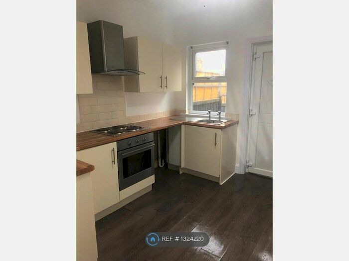 2 Bedroom Semi-Detached House To Rent In Trunnah Road, Thornton-Cleveleys FY5