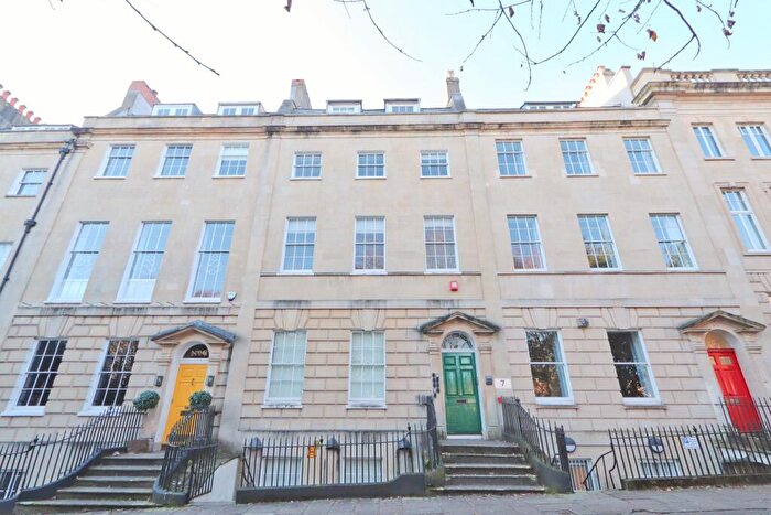 Flat To Rent In Berkeley Square, Bristol, BS8