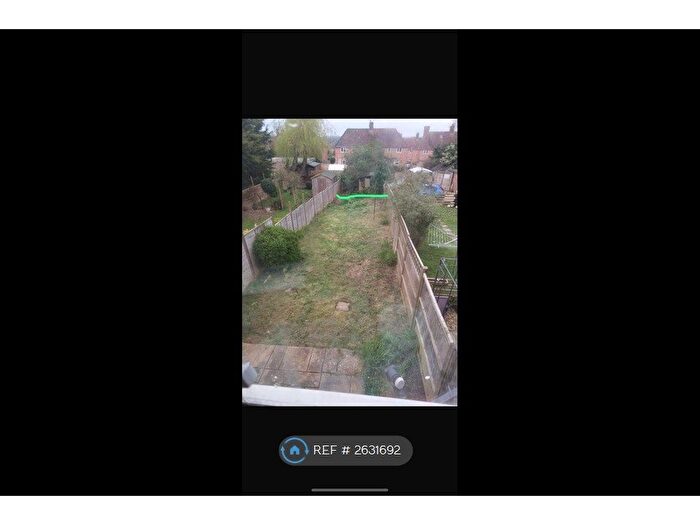 2 Bedroom Semi-Detached House To Rent In Stiby Road, Yeovil, BA21