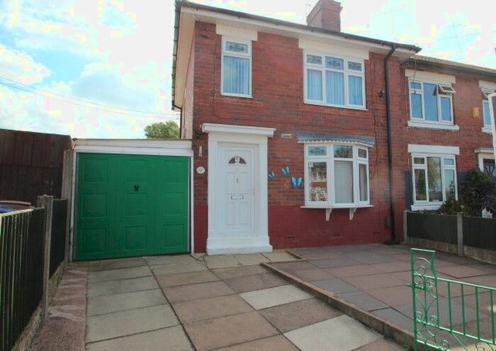 3 Bedroom Semi-Detached House To Rent In Uplands Road, Stoke-On-Trent, ST2