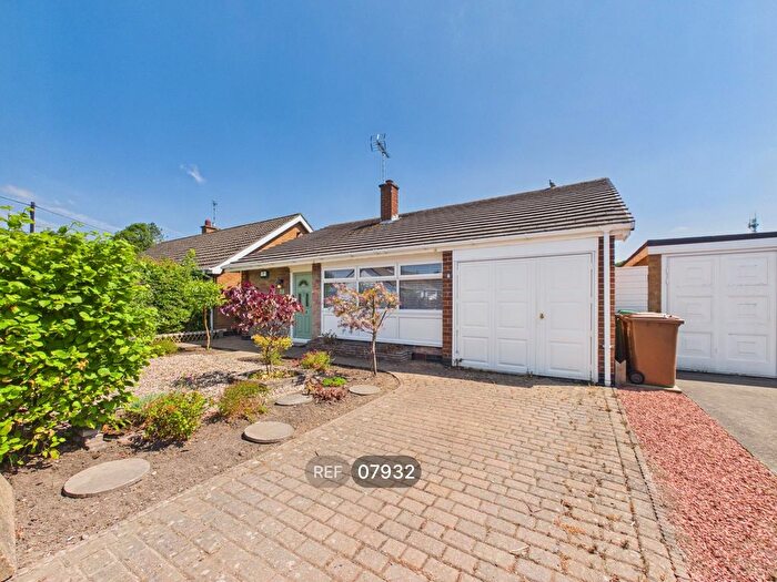 2 Bedroom Bungalow To Rent In Springwood Gardens, Woodthorpe, Nottingham, NG5