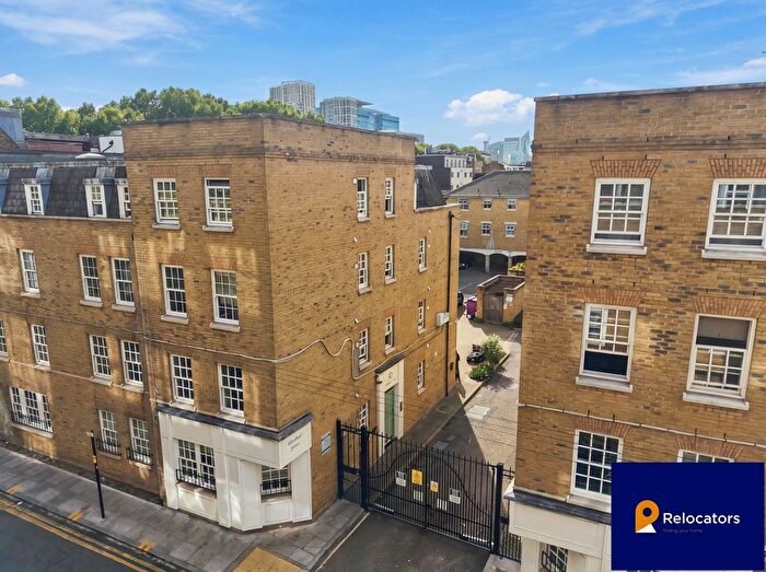 1 Bedroom Flat To Rent In Cromwell Lodge, Cleveland Grove, Whitechapel, E1