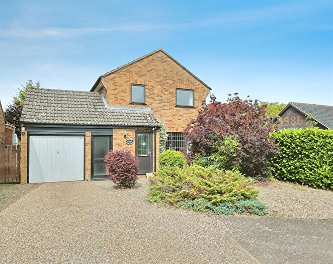 4 Bedroom Detached House For Sale In Beloe Avenue, Norwich, NR5