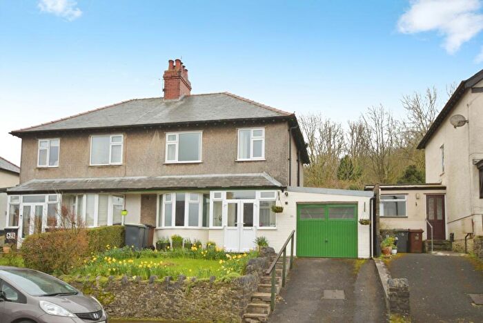 3 Bedroom Semi Detached House For Sale In Holmfield, Buxton, Derbyshire, SK17