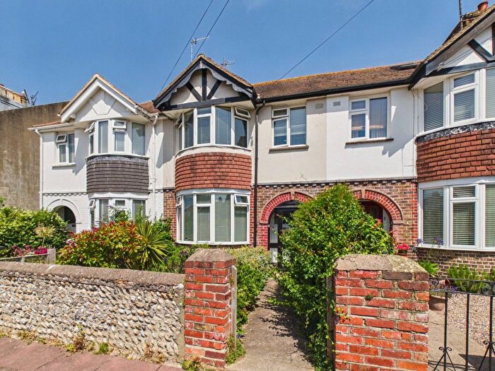 3 Bedroom Terraced House For Sale In Cottenham Road, Worthing, BN11