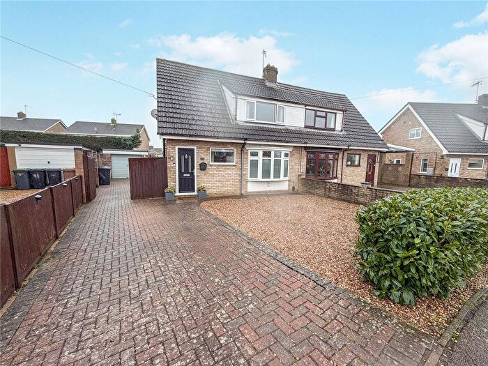 3 Bedroom Semi Detached House For Sale In Redwood Drive, Waddington, Lincoln, Lincolnshire, LN5