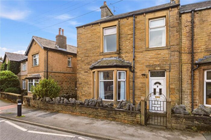 4 Bedroom Semi Detached House For Sale In Kendal Road, Hellifield, Skipton, North Yorkshire, BD23