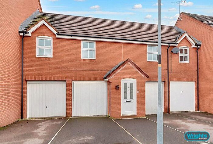 2 Bedroom Flat For Sale In Turnstile Walk, Trowbridge, BA14