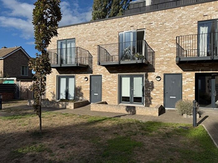 1 Bedroom Maisonette For Sale In Flat, Lovell Lodge, Milton Road, Cambridge, Cambridgeshire, CB4