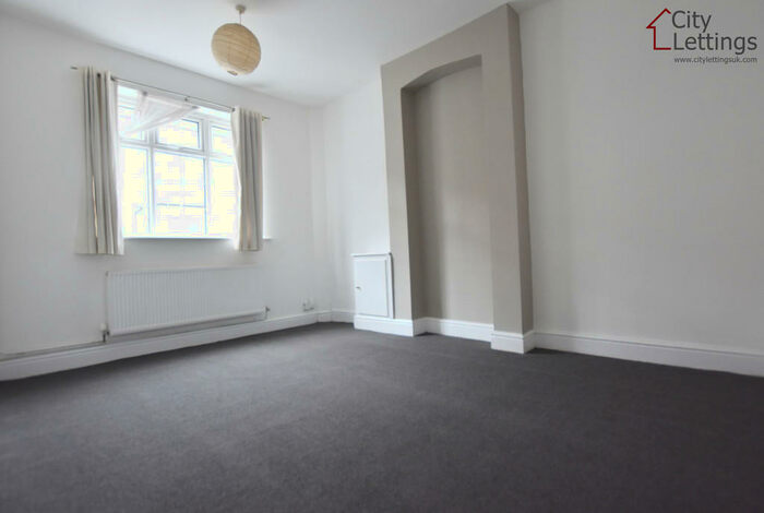 3 Bedroom Terraced House To Rent In Forest Fields Nottingham, NG7