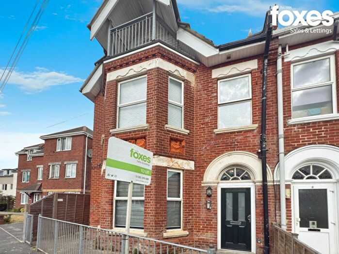1 Bedroom Flat To Rent In Flat, Adeline Road, BH5